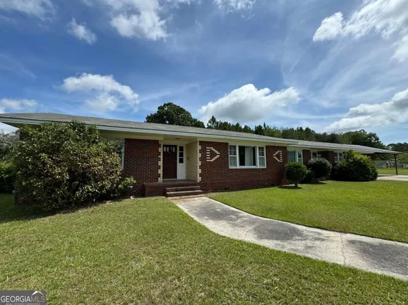 338 Lackawanna St, Baxley, GA 31513