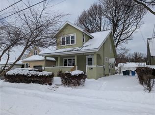 298 Fieldwood Dr, Rochester, NY 14609