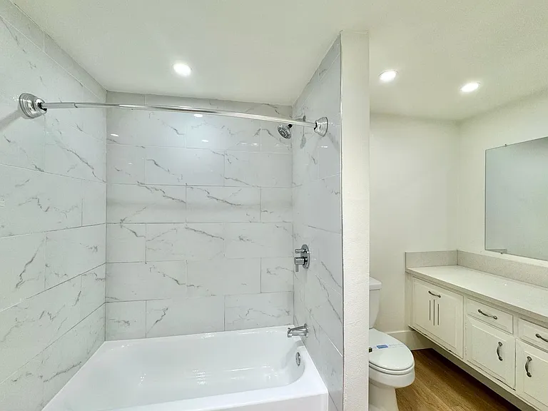 Trask Apartments — Photo 19
