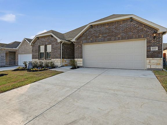 3rd image of 2222 Rannoch St