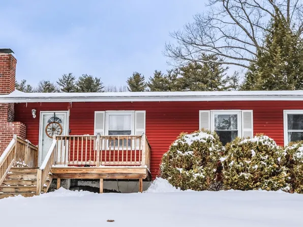 11 Durham Street, Nashua, NH 03063