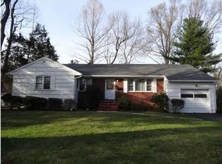 316 Raphael Ave, Middlesex, NJ 08846