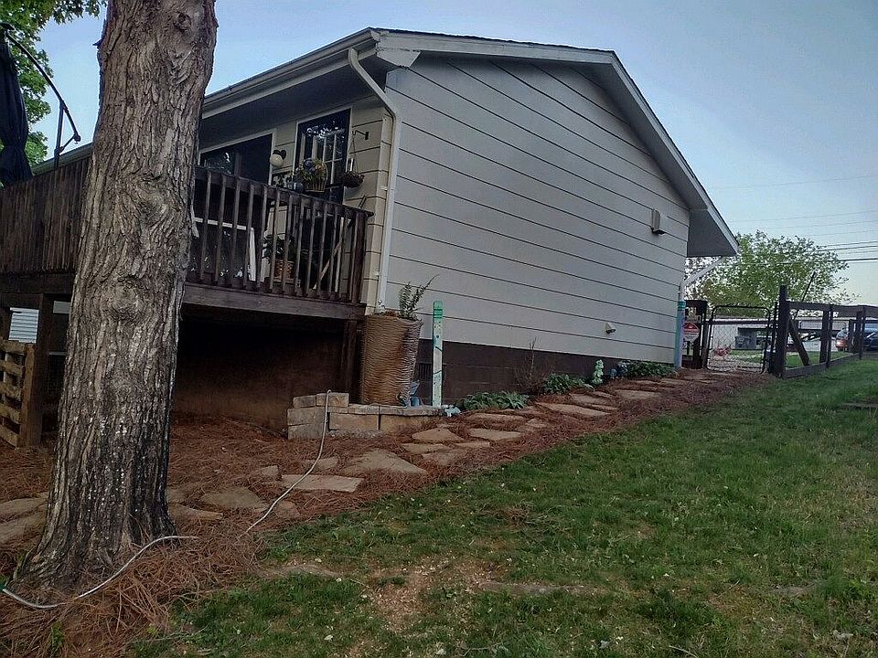 1st image of 2304 Fenwood Dr