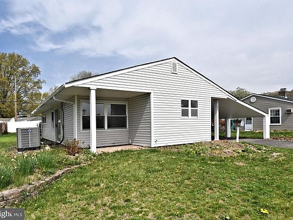 3rd image of 59 Thaliabush Ln