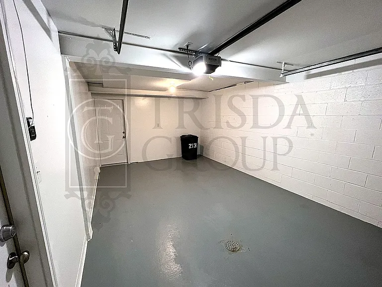 213 West St — Photo 6