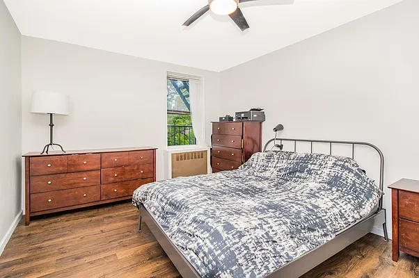 Sold by Re/Max In The City | media 38