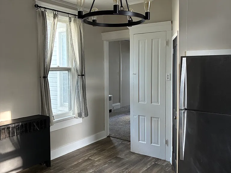 35 W Donegal St #2 — Photo 2