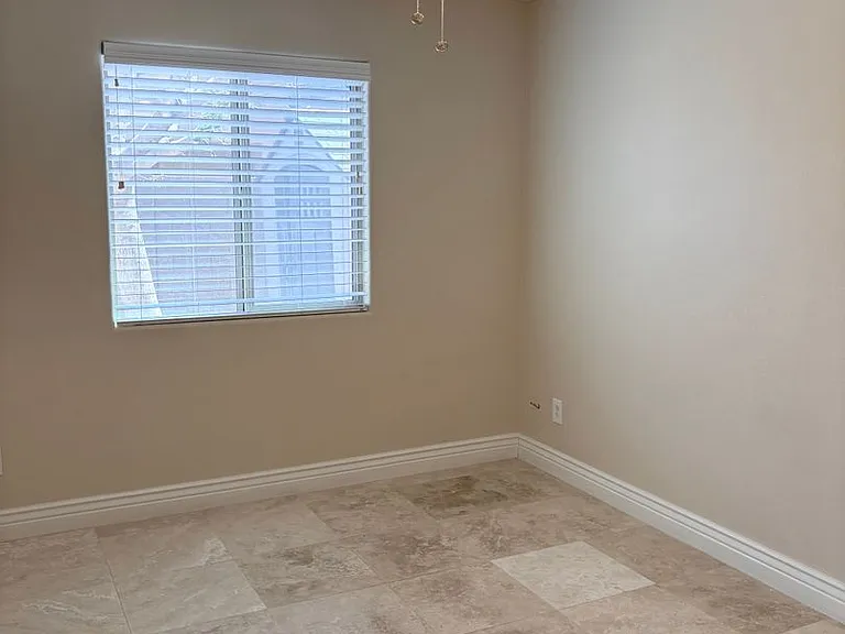 2565 E Southern Ave #16 — Photo 9
