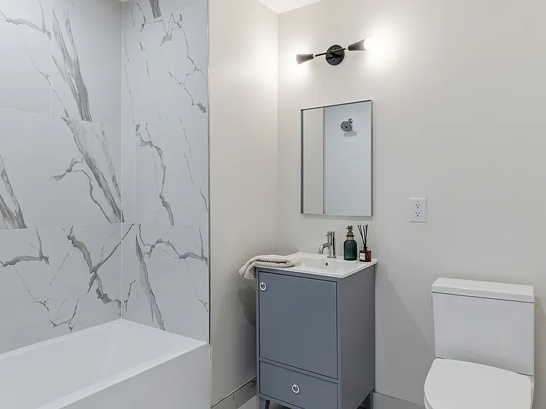1 Mallory Ave — Photo 27