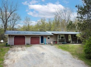 6882 S Steel Rd, Saint Charles, MI 48655