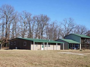 9461 Falcon Rd, Neosho, MO 64850