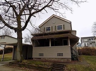 Vandergrift Ln, Vandergrift, PA 15690