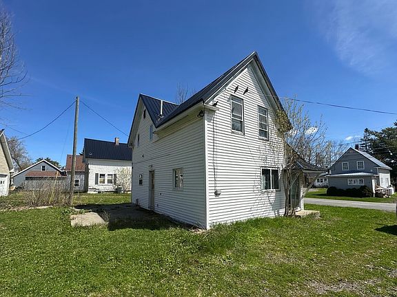 3rd image of 9 Water Street