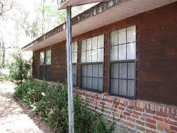 2nd image of 8789 N Munster Ter