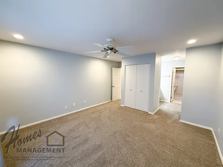 152 S Shore Dr — Photo 10