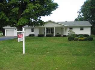 42 Chatham St, Kinderhook, NY 12106