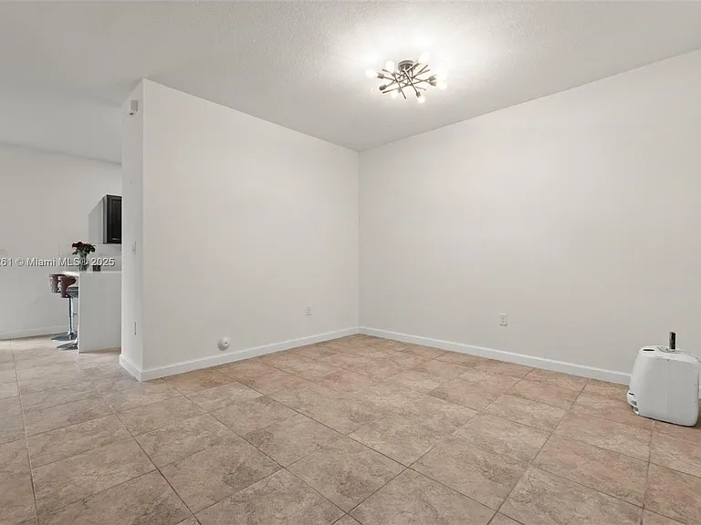 9000 NW 183rd St #9000 — Photo 7