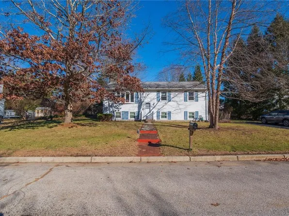 64 Ebony Ct, North Kingstown, RI 02852