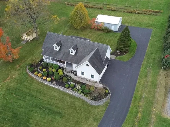 5117 W Lake Rd, Auburn, NY 13021