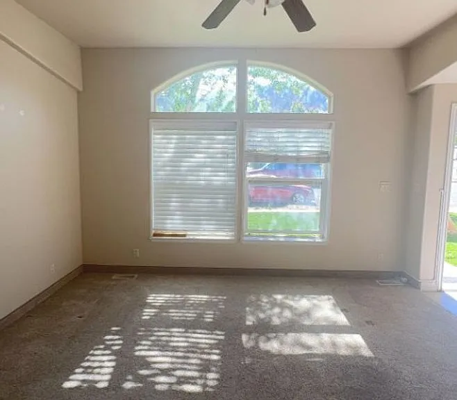 311 N Highland Dr — Photo 7