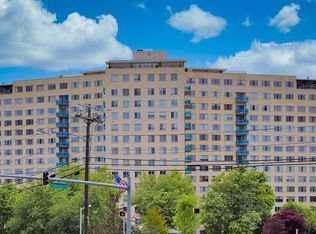 10500 Rockville Pike UNIT M22, Rockville, MD 20852