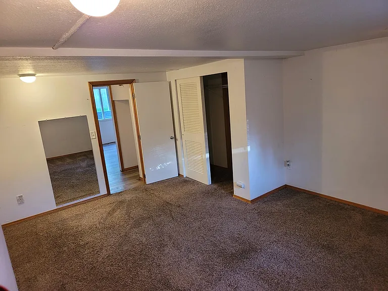 428 N Laventure Rd — Photo 10