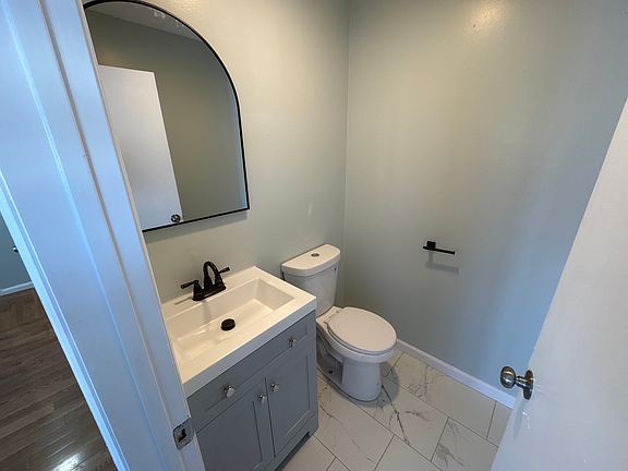 5th image of 103 Adeline St #A
