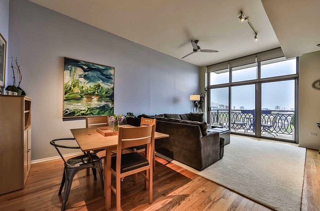 1st image of 1201 W Adams St APT 909