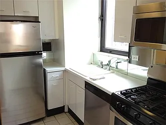 Rented by RELO REDAC INC.