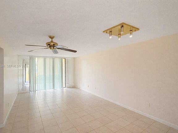 4th image of 500 NW 214th St APT 103