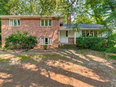 2701 Tudor Rd, Winston Salem, NC, 27106