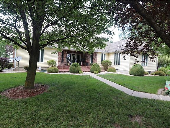 5th image of 8 Boarman Dr