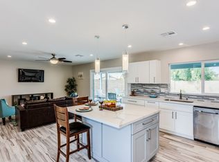 2418 W Calavar Rd, Phoenix, AZ 85023