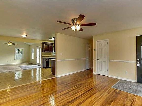 4th image of 148 Alexander Dr
