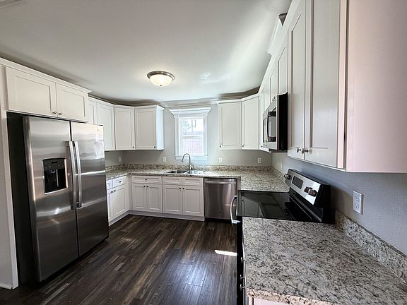 4th image of 120 Lance Ln