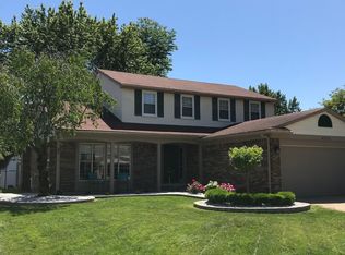 47572 Lexington Dr, Macomb, MI 48044