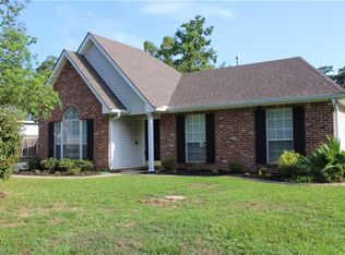 557 Lane St, Mandeville, LA 70448