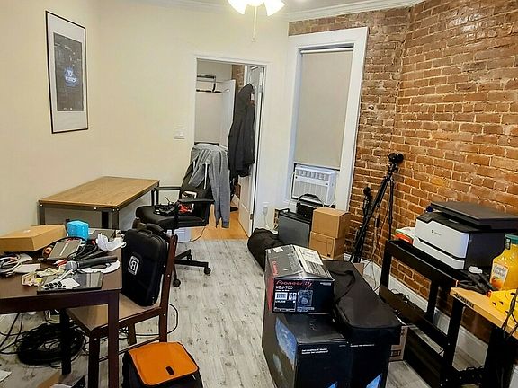 5th image of 533 E 87th St #5W