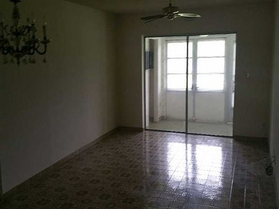 3rd image of 1043 NW 85th Ave