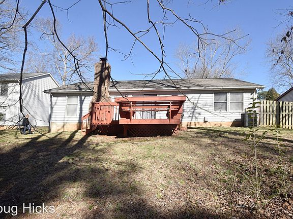3rd image of 7215 Bluff Wood Cv