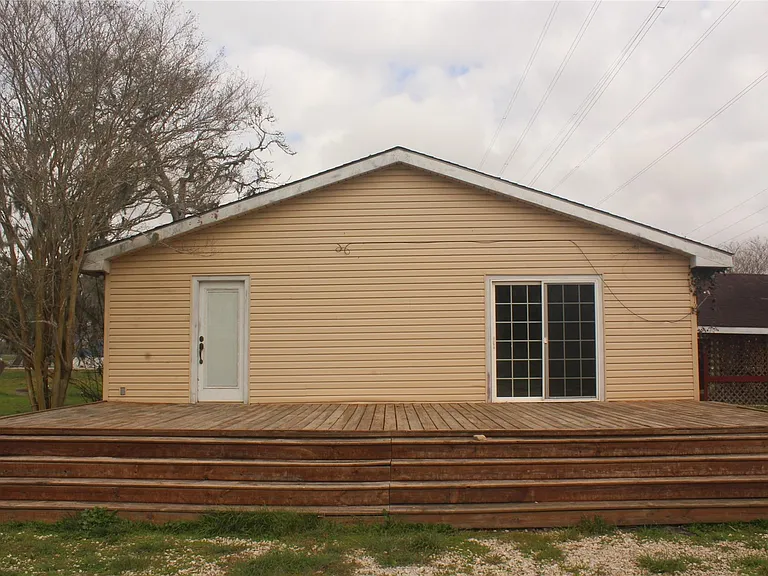 6377 County Road 659 — Photo 17