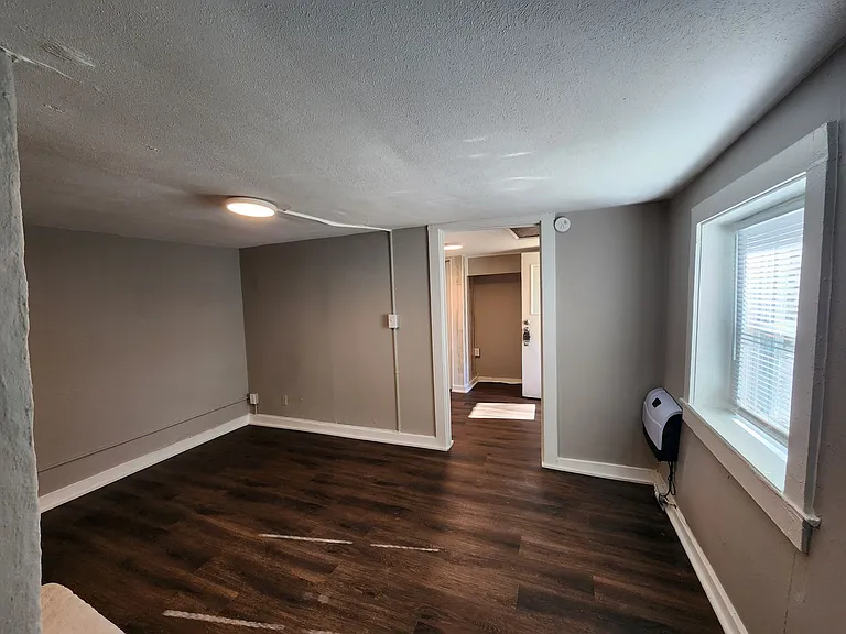 823 Cumberland Dr — Photo 9