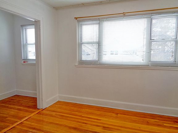5th image of 3900 213th St #2