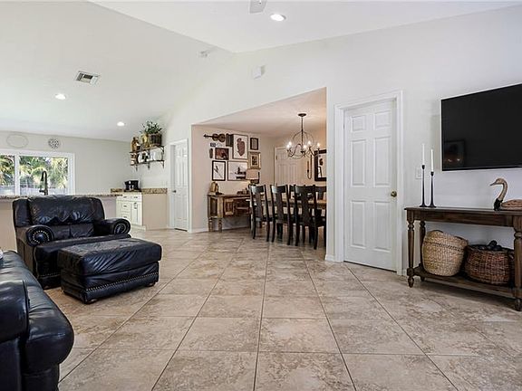2nd image of 2825 SW 33rd Ter