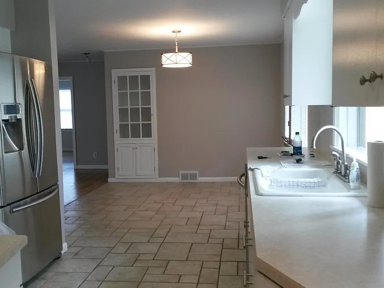 1279 Pontiac Rd — Photo 12