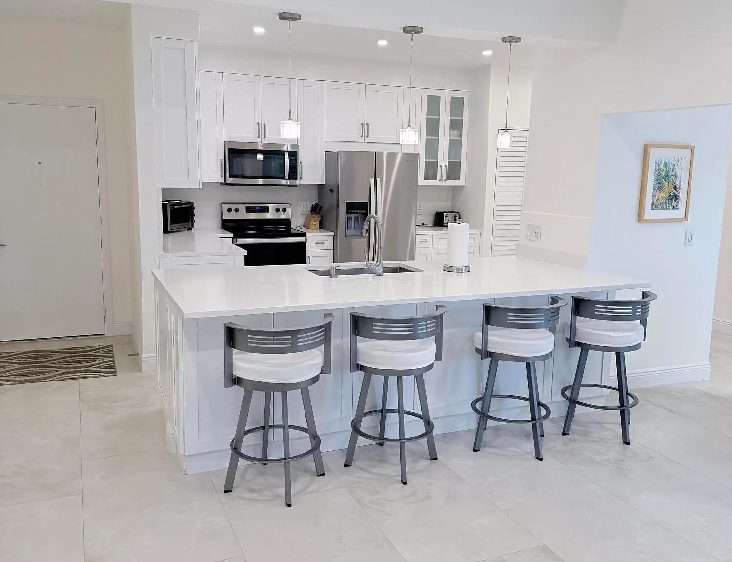 2 bed, 2.0 bath, 1492 sqft, $4,200 — Photo 2