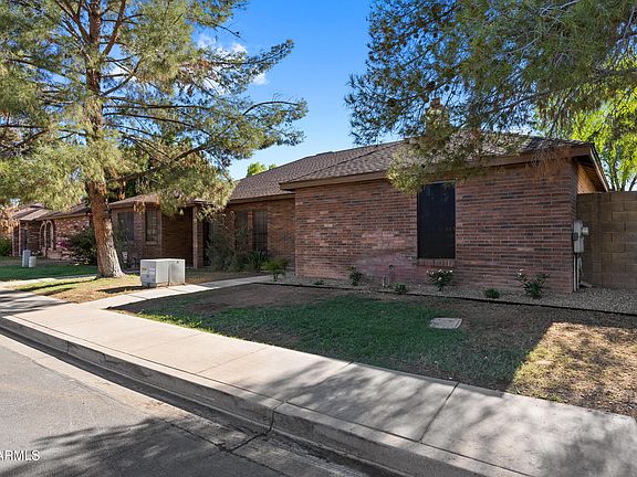 3rd image of 48 N Colonial Drive