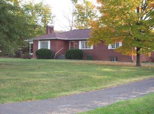 335 Smith St, Newport, TN 37821