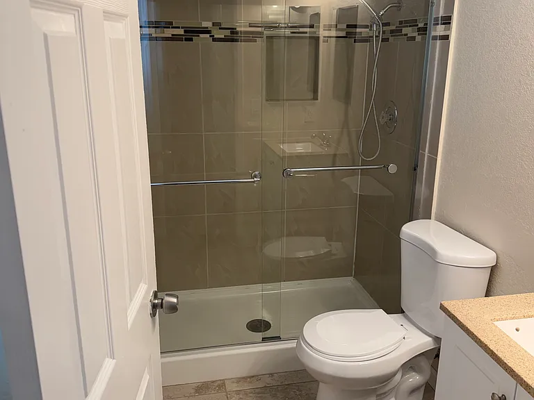 211 Pueblo Way — Photo 7