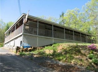 42 Monson Rd, Wales, MA 01081